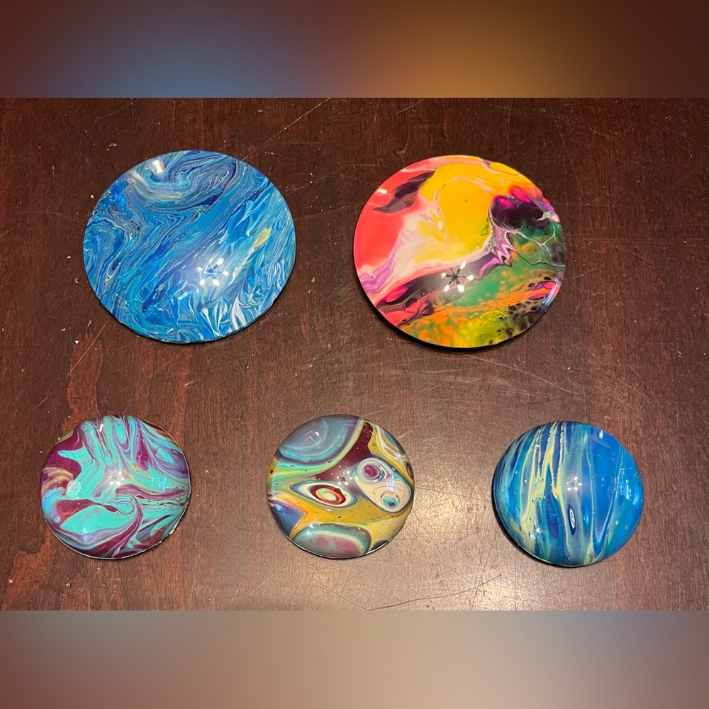5 Colorful Unique Paperweights